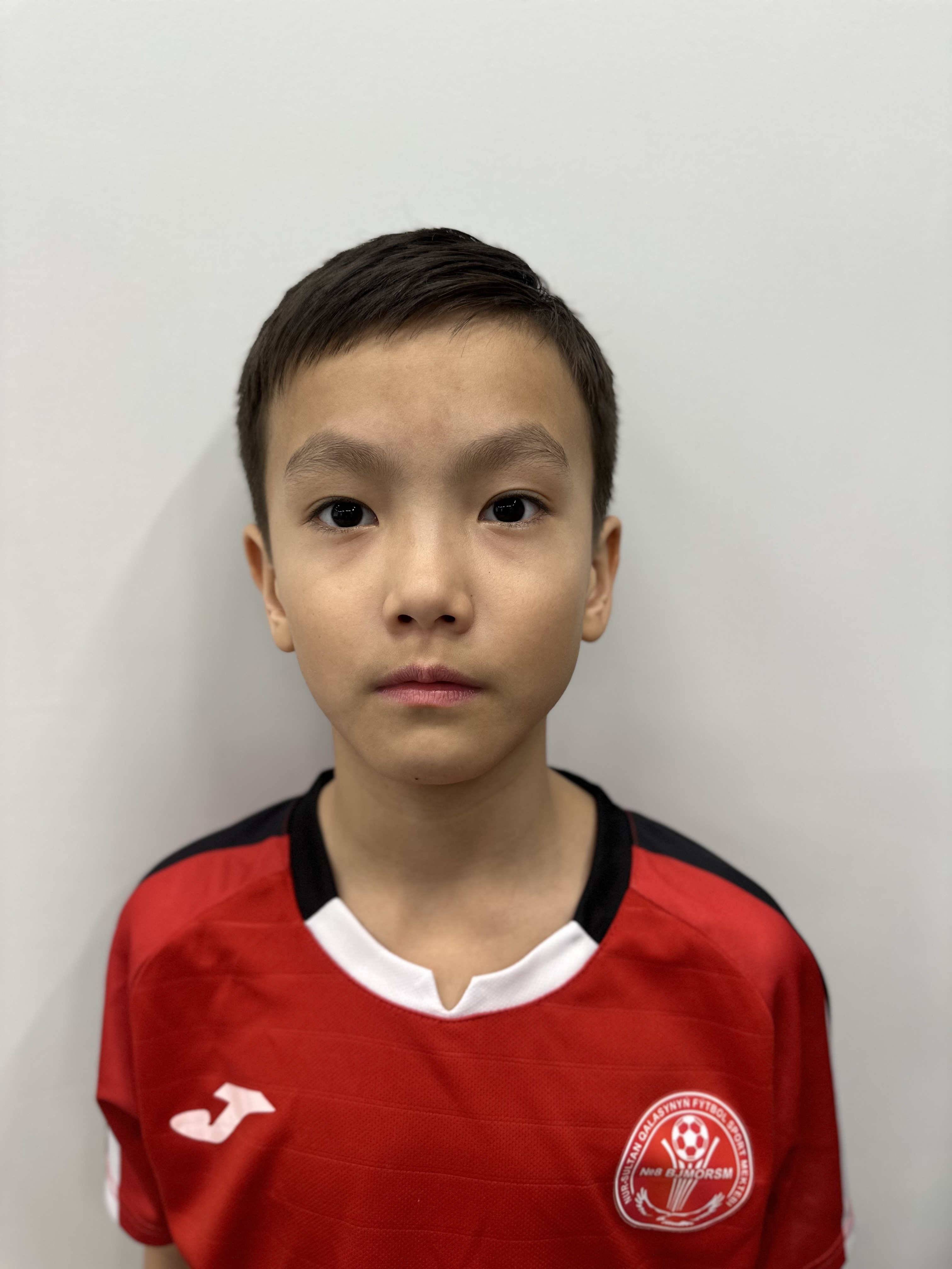 Ализар Алишерұлы